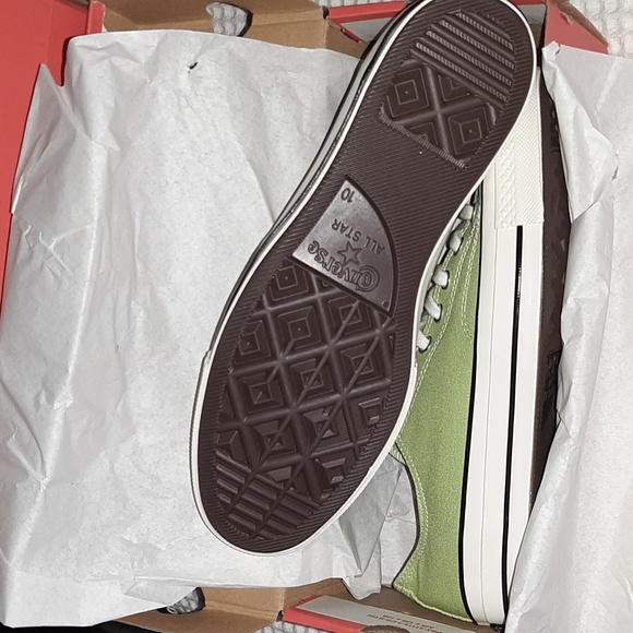 Converse All Star Chuck Taylor, Chuck 70 OX Low Tops *NWT* - Picture 9 of 12